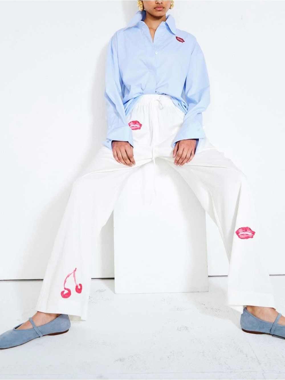 Romy x Anouk Colantoni White Tencel Cotton Lounge Pants Red Lips Cherries L